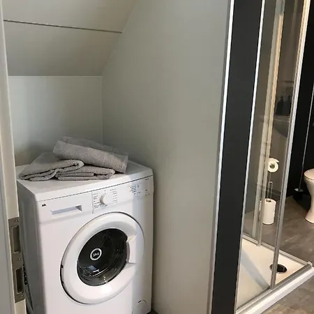 Mona's Apartmán *